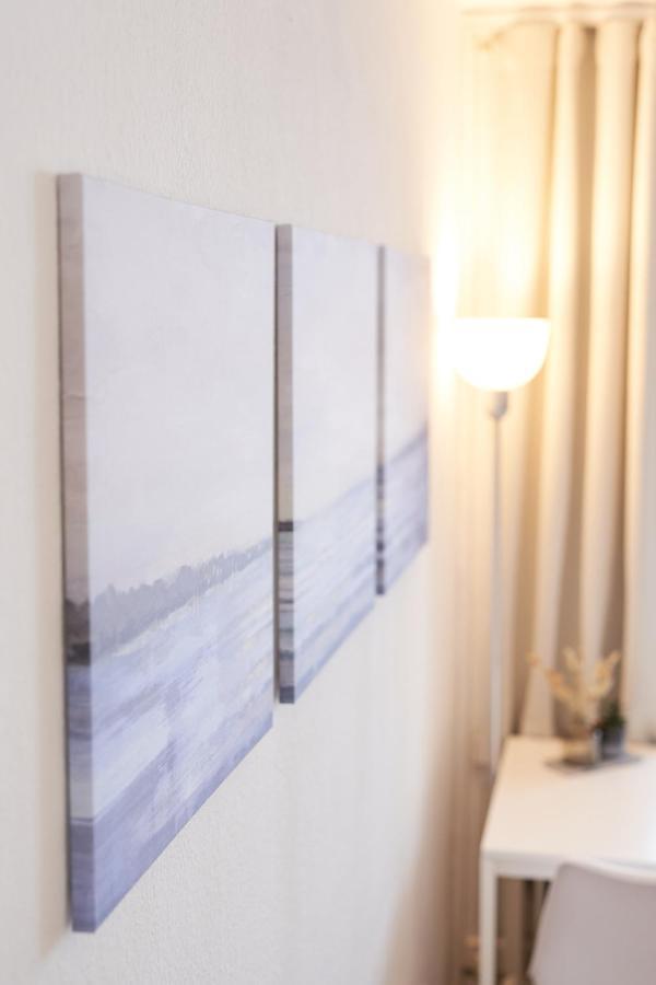 Gemuetliches Und Helles Mit Balkon, Badewanne, Wlan, Parkplatz Appartement *